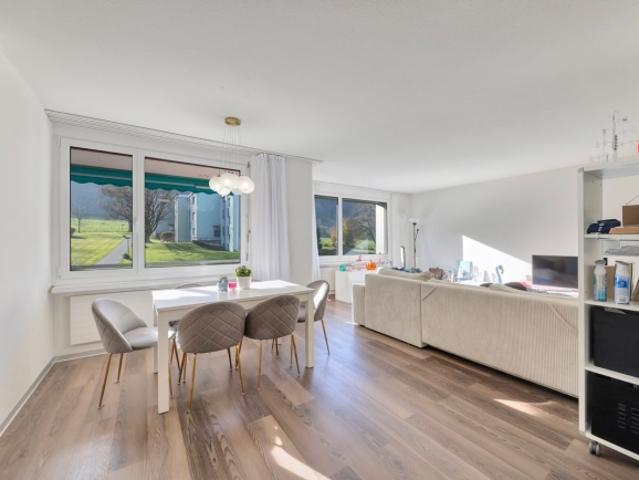 Perfektes Zuhause in Schübelbach Sonnige 2.5 Zimmer Wohnung mit Balkon