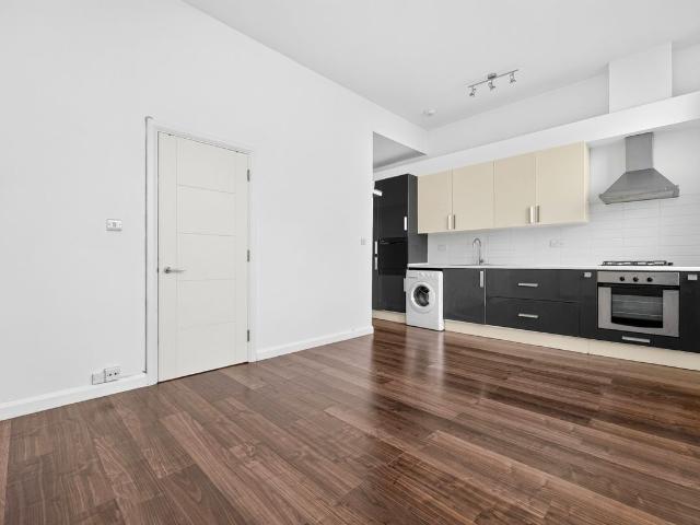 Perham Road, London W14, 1 bed flat to rent, £1,850 pcm | PrimeLocation