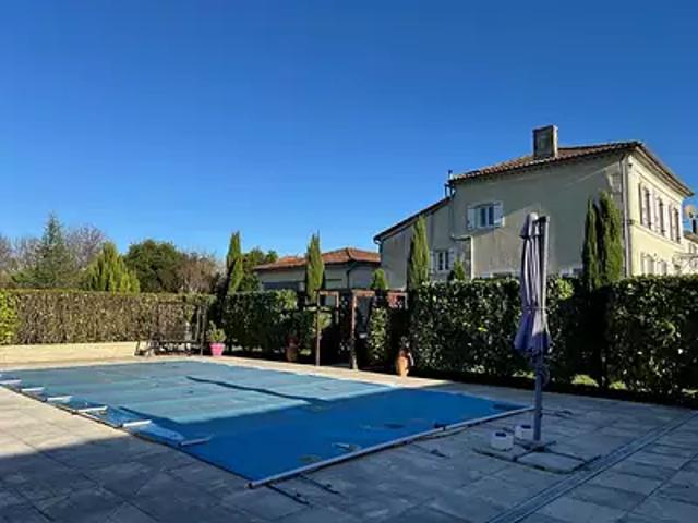 Pérignac 17800 Achat / Vente maison 7 pièces t7 piscine jardin