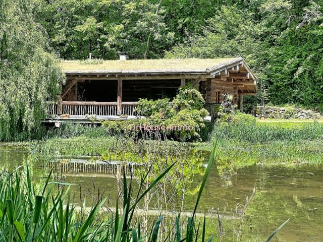 PERIGORD Chalet + Etang