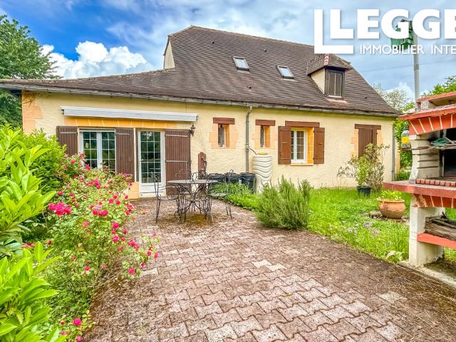 Périgord Entre Périgueux et Bergerac Maison familiale 5 chambres avec piscine