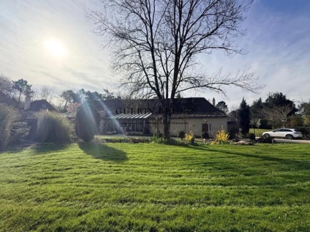 PÉRIGORD PROPRIÉTÉ DE CHARME AVEC MAISON D'AMIS