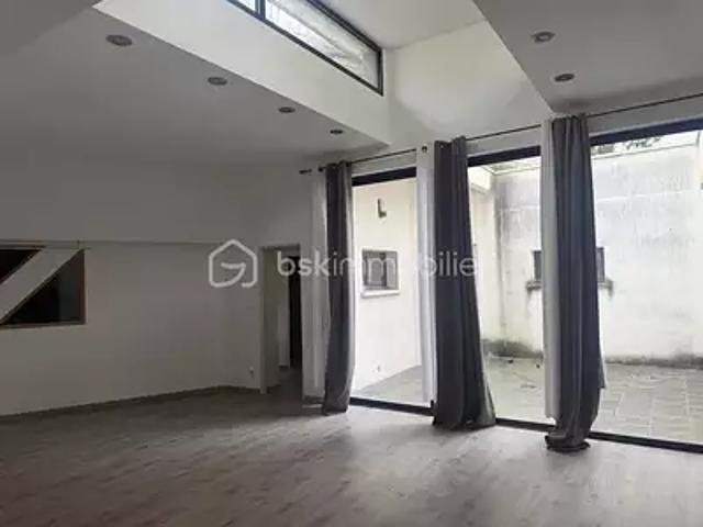 Périgueux 24000 Achat / Vente appartement 4 pièces t4 terrasse cave