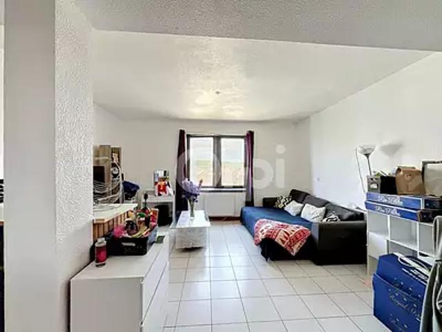 Périgueux 24000 Location appartement 1 pièce t1 au dernier étage