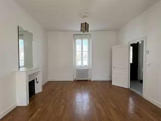Périgueux 24000 Location maison 3 pièces t3 jardin terrasse