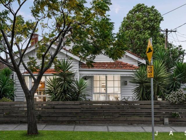 Period Charm, Contemporary Comfort