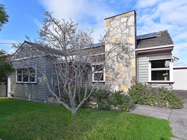 PERIOD CHARM, FAMILY SPACE AND LIFESTYLE CONVENIENCE