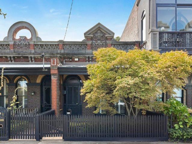 Period Charm, Modern Living & An Unbeatable Albert Park Address