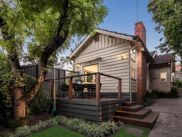 PERIOD CHARM MEETS CONTEMPORARY LIVING