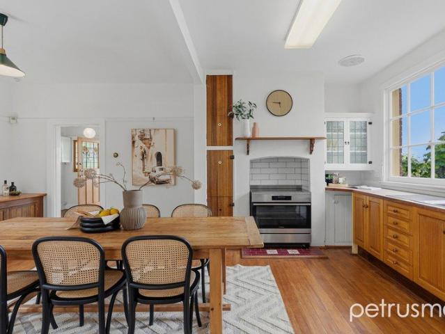 Period Charm & Sweeping River Views