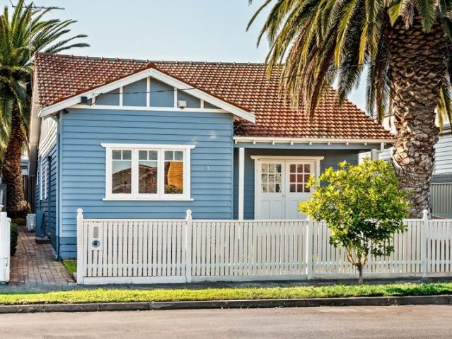 Period Charm with Modern Family Flexibility