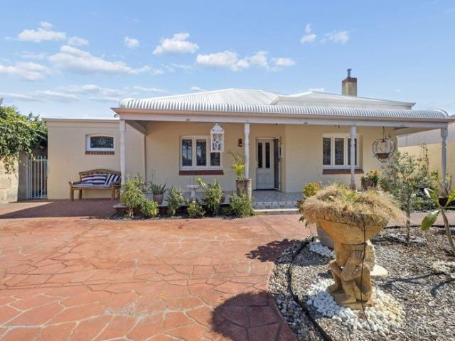 Period Character and Family Space, 100m from Beaufort St