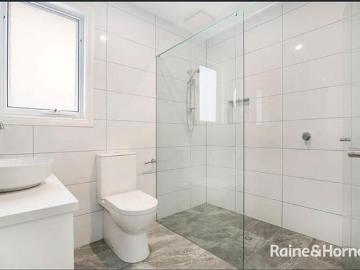 PERIOD ELEGANCE! ENVIABLE LOCATION!