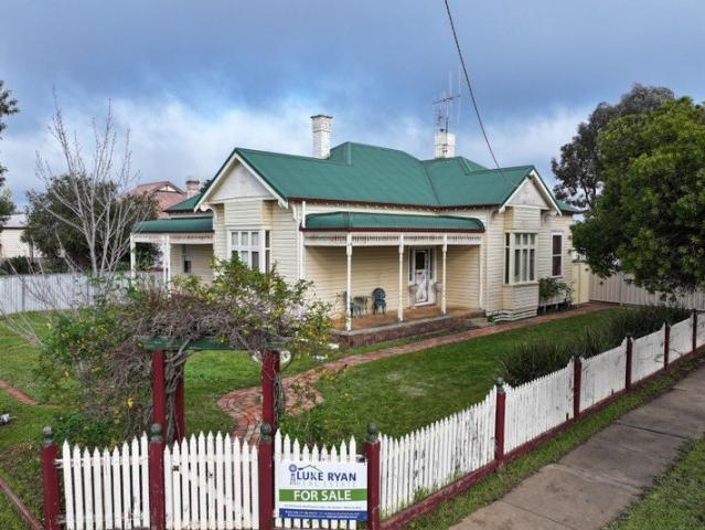 PERIOD HOME ON CORNER ALLOTMENT