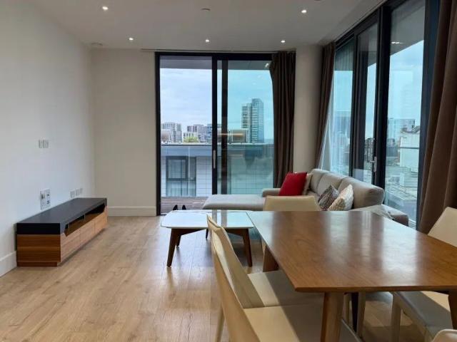 Perilla House, Goodmans Fields, Stable Walk, Aldgate, London E1, 3 bed flat to rent, £5,500 pcm | PrimeLocation