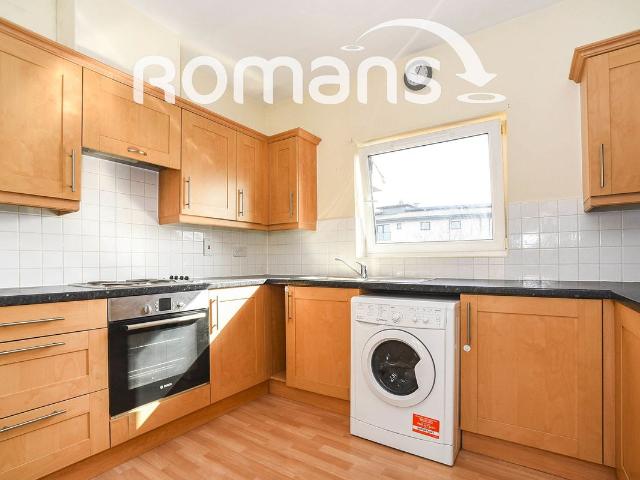 Periwinkle Court, 15 Pasteur Drive, Swindon SN1, 2 bed flat to rent, £950 pcm | PrimeLocation