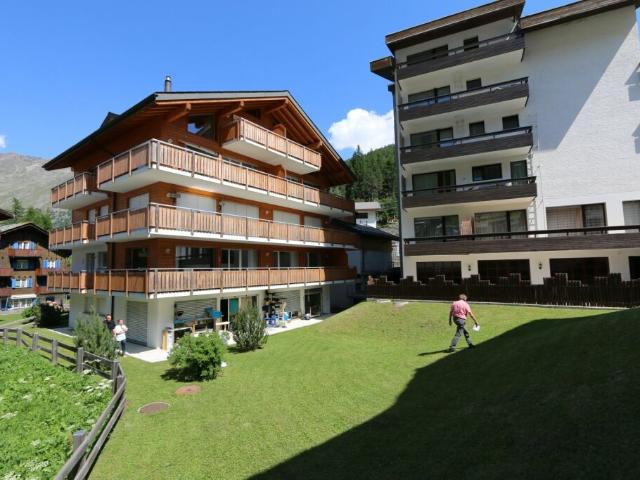 Perla Skiraum Nr.2 14m2 beim Cesar Sport direkt beim Alpin Express bequem mit einem Lift erschlossen 100 Meter zur Skipiste