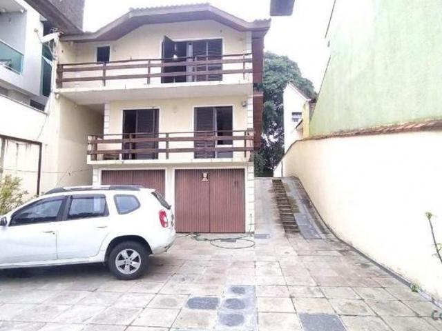 Permuta ou financiamento Casa a venda com amplo terreno, 04 quartos c/suíte, 05 vagas, salão de fe