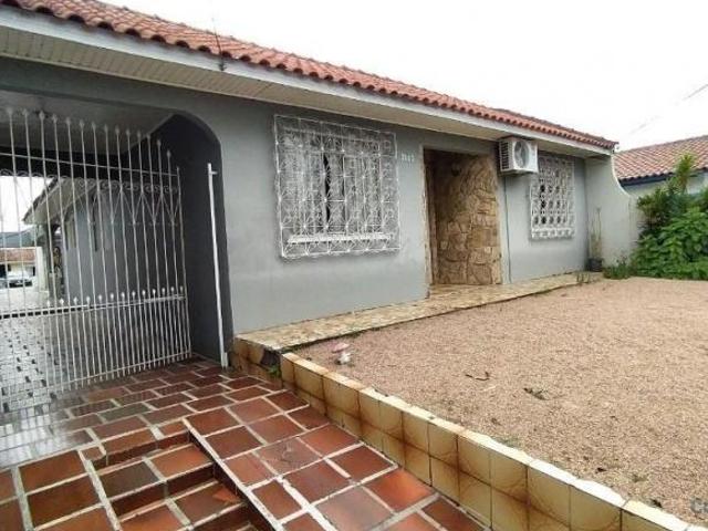 PERMUTA Casa a venda duas casas no mesmo terreno região central de São José dos Pinhais PR