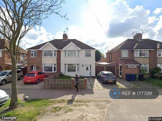 Perne Road, Cambridge, CB1 3 bed semi detached house to rent £2,100 pcm £485 pw