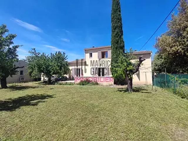 Pernes les Fontaines 84210 Location maison 3 pièces t3