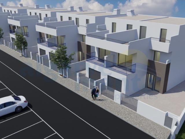 Moradia T3+2 Nova com Piscina e Garagem Perto da Praia da L. 177m² Vila Nova De Cacela