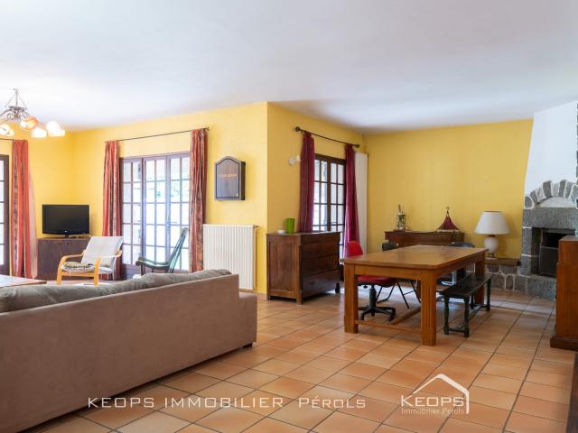 Pérols centre: Maison de caractère 7 pièces 225 m2 sur parcelle de 1190m2