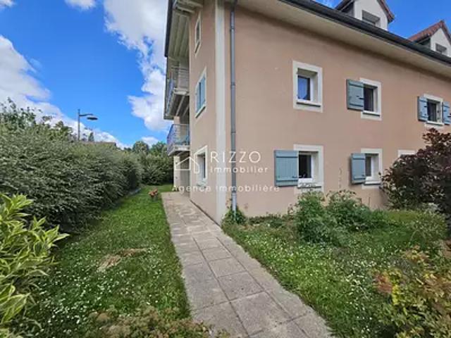 Péron 01630 Achat / Vente appartement 3 pièces t3 jardin terrasse