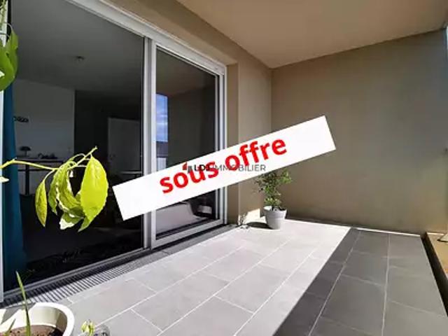 Perpignan 66000 Achat / Vente appartement 2 pièces t2 au dernier étage terrasse