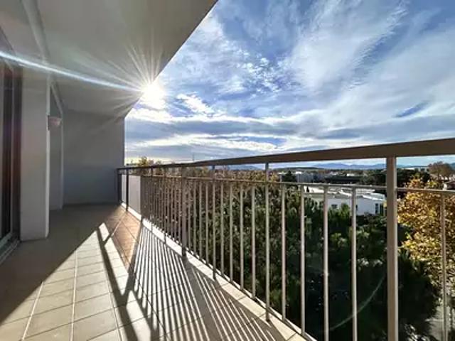 Perpignan 66000 Location appartement 3 pièces t3 au dernier étage