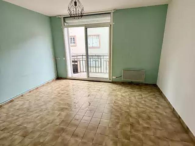 Perpignan 66000 Location appartement 3 pièces t3 parking