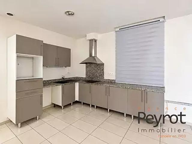 Perpignan 66000 Location appartement 4 pièces t4 terrasse