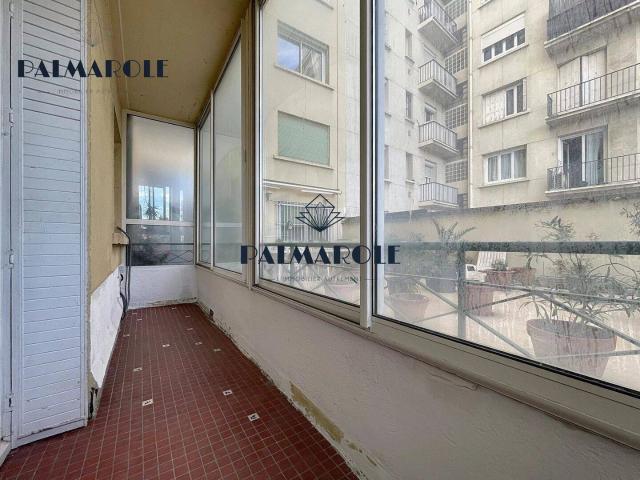 PERPIGNAN COURS PALMAROLE – T2 AVEC LOGGIA FERMÉE ET CAVE