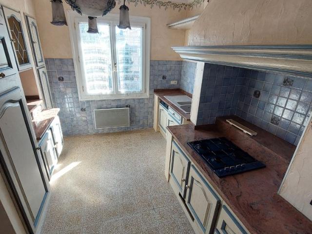 PERPIGNAN APPARTEMENT T3 DE 91 M2 AVEC BALCON ET CLIMATISATION
