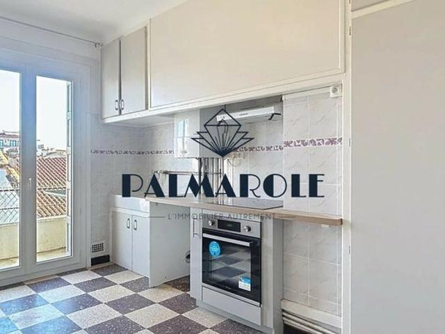 PERPIGNAN Aristide Briand – – APPARTEMENT T4 avec balcons et cave