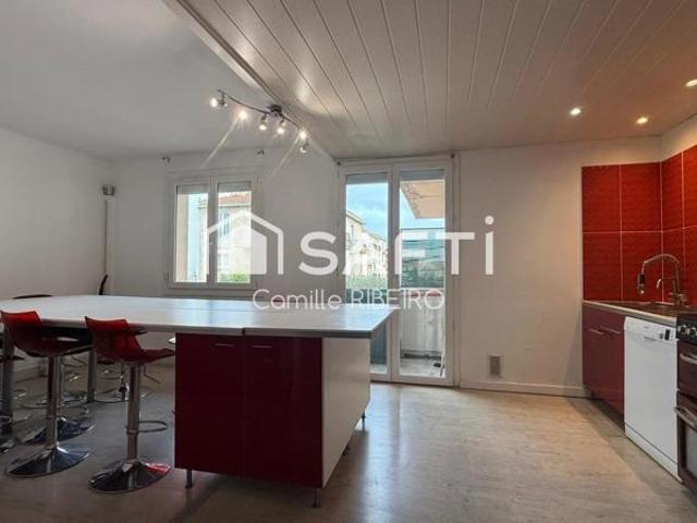 Perpignan,appt t3,ascenseur,balcon,cave et place de parking