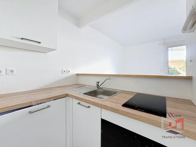 PERROS GUIREC Centre ville: Appartement type 2 rdc état neuf