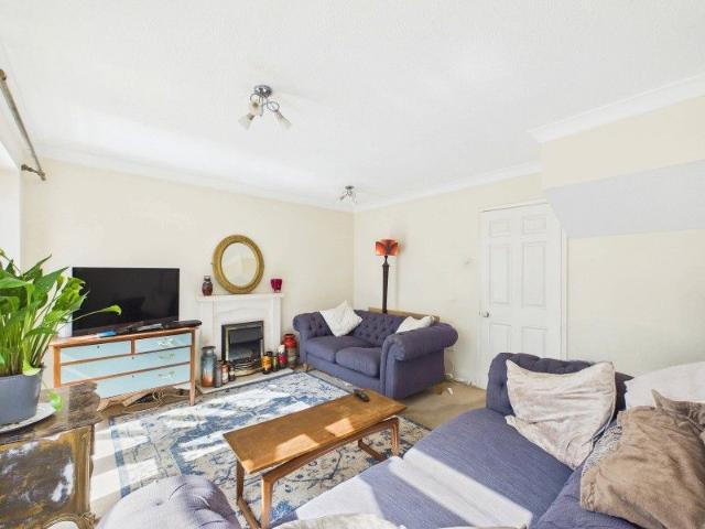 Perry Way, Lightwater 2 bedrooms Property for lettings Seymours