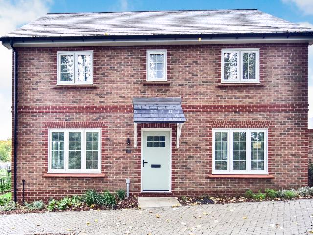 Perry Wood Grove, Maidstone ME16, 3 bed property to rent, £1,950 pcm | PrimeLocation