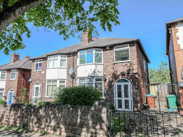 Perry Road, Nottingham 3 bed semi detached house to rent £1,395 pcm £322 pw