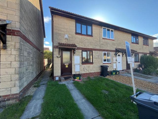 Perrymead, Worle, Weston Super Mare BS22, 2 bed end terrace house to rent, £1,100 pcm | PrimeLocation