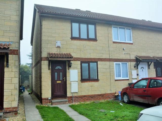 Perrymead, Worle, Weston Super Mare BS22, 2 bed end terrace house to rent, £1,100 pcm | PrimeLocation