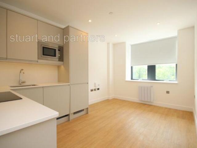 Perrymount Road, Haywards Heath RH16, 1 bed property to rent, £1,100 pcm | PrimeLocation