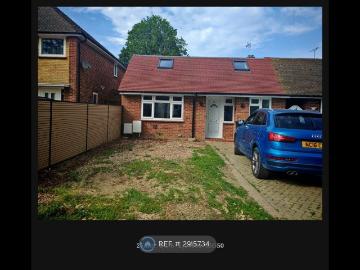 Perrylands, Horley RH6, 2 bed bungalow to rent, £1,800 pcm | PrimeLocation