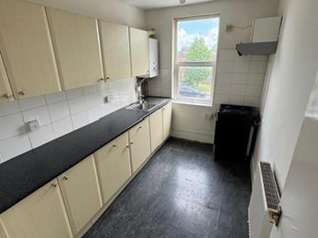 Pershore Road,Birmingham, West. 1 bed flat to rent £750 pcm £173 pw