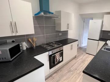Pershore Road, Lifford, B30 3DT, United Kingdom | 4 bed house for rent #162170607 | Rentberry