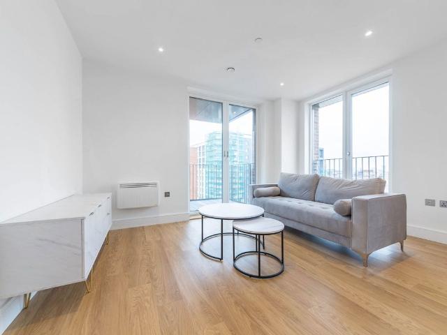 Pershore Street, Birmingham B5, 3 bed flat to rent, £1,625 pcm | PrimeLocation