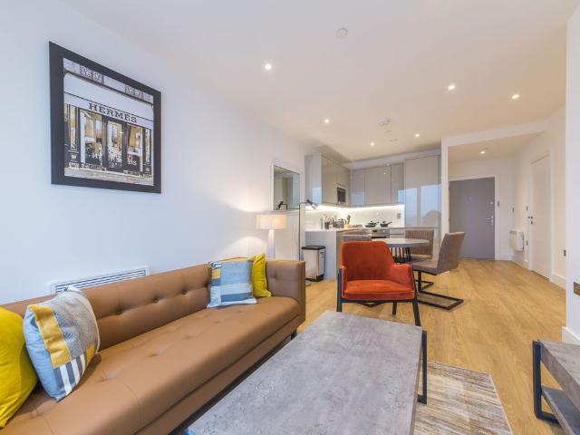 Pershore Street, West Midlands B5, 1 bed flat to rent, £1,000 pcm | PrimeLocation