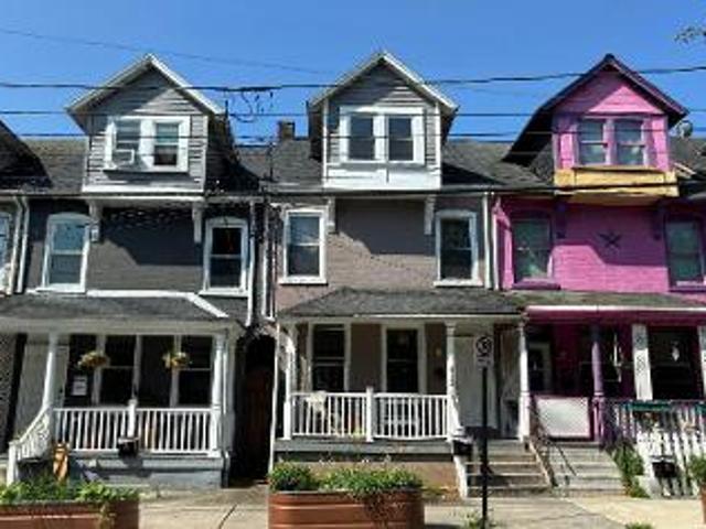 Pershing Ave