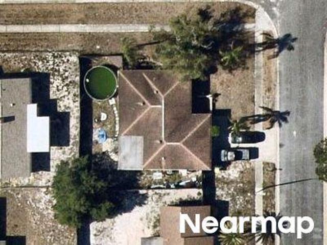 Persimmon Dr